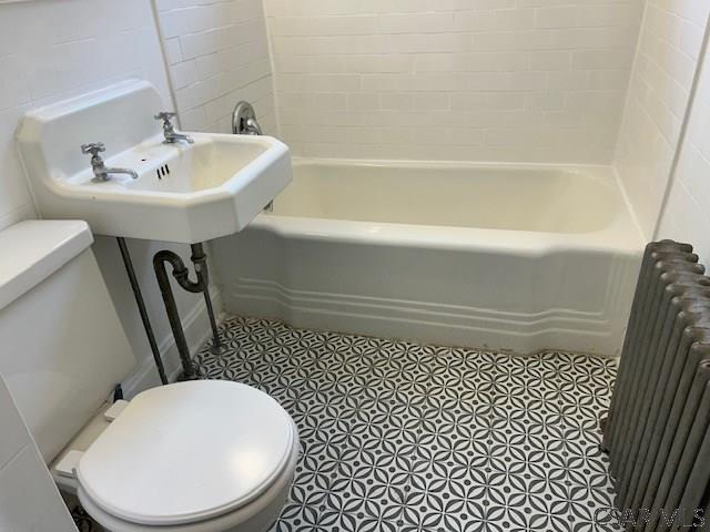 Building Photo - 614 Forest Ave