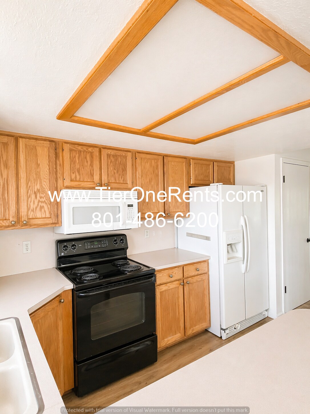 Building Photo - **MOVE IN SPECIAL** $300 off first month's rent