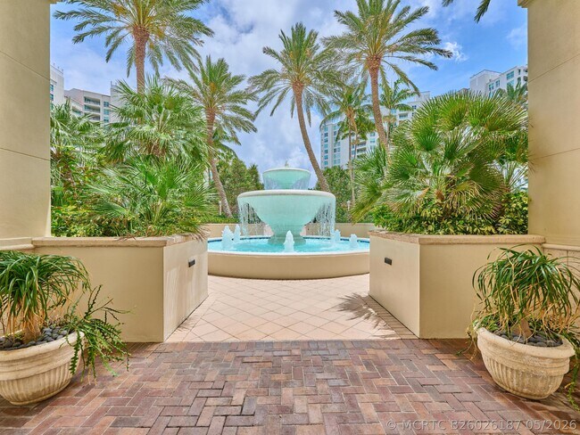 Building Photo - 3720 S Ocean Blvd
