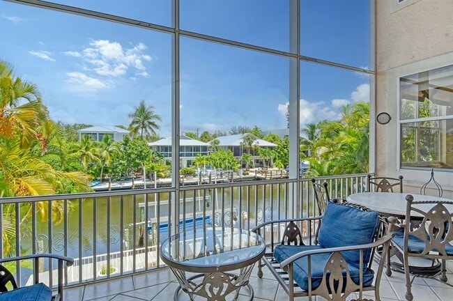 Building Photo - 4931 Oxford Dr