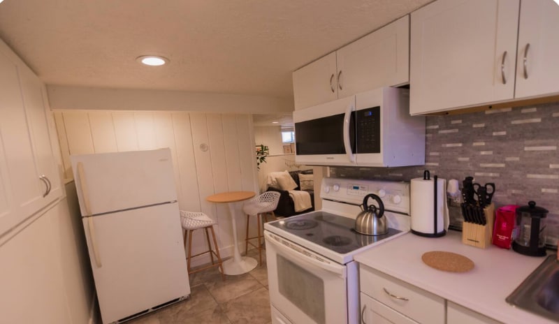 Building Photo - 64 Hartwell Ave