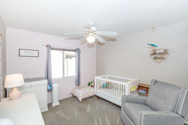Building Photo - Pool home for rent June 1, 2025