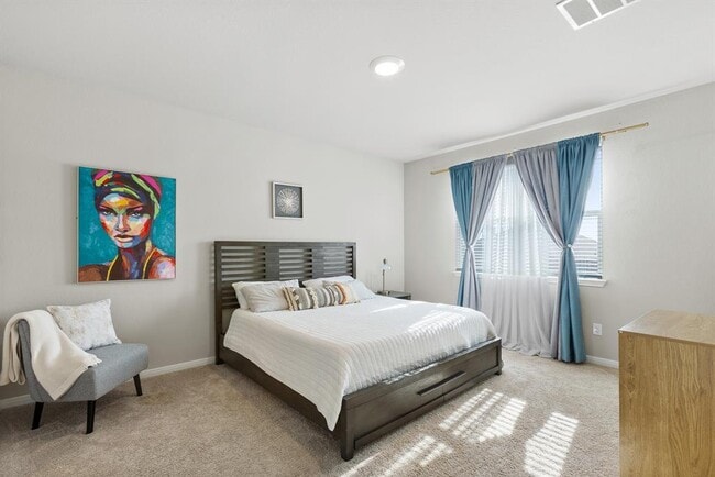 Building Photo - 199 Frostweed Dr