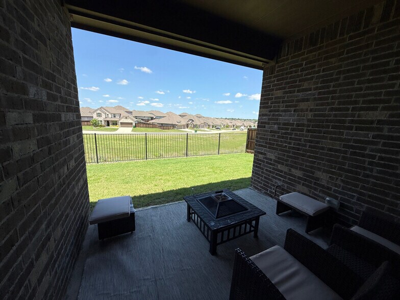 Building Photo - 5313 Waterview Ct
