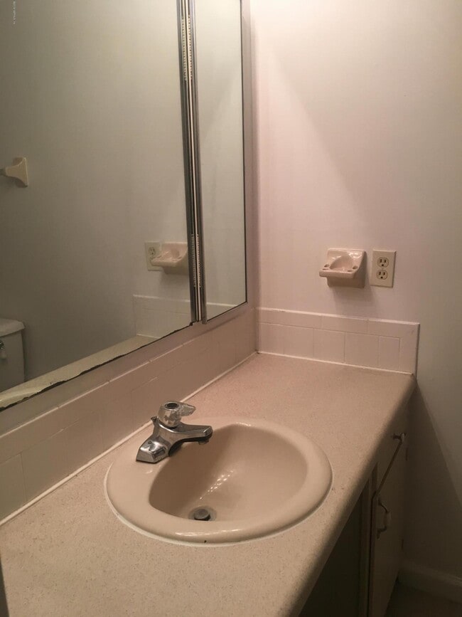 Building Photo - 7703 Las Palmas Way