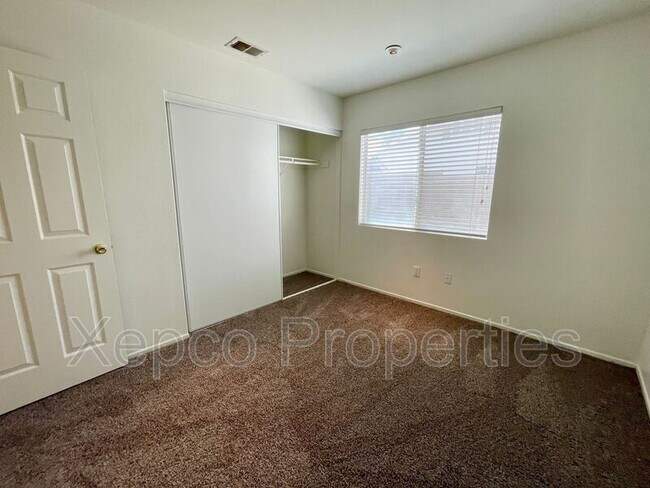 Building Photo - 79225 Laurie Ct