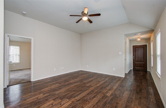 Building Photo - 1418 Spencer Glen Ln