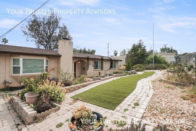 Building Photo - 151 Bonita Pl