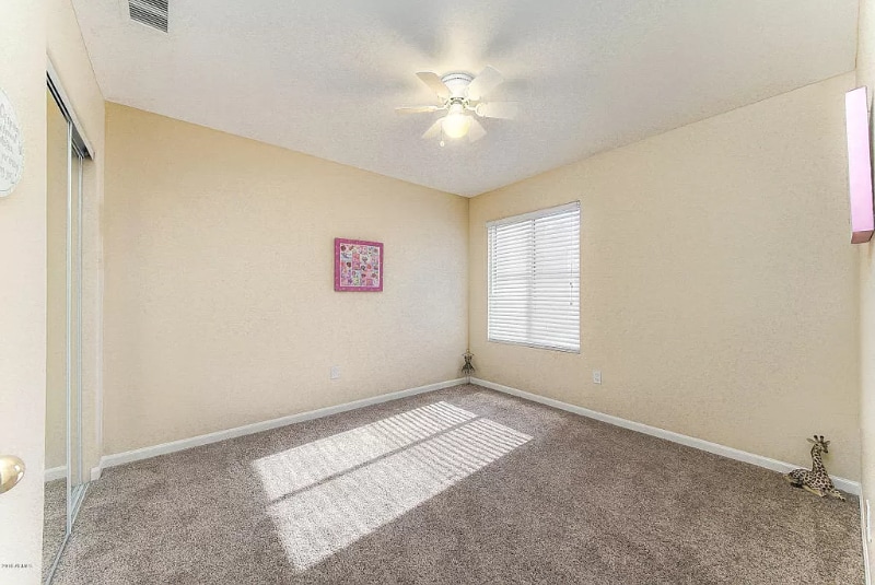 Building Photo - 2125 E Saltsage Dr