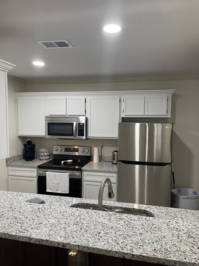 Kitchen SS Apliances - 34 Private Road 3057