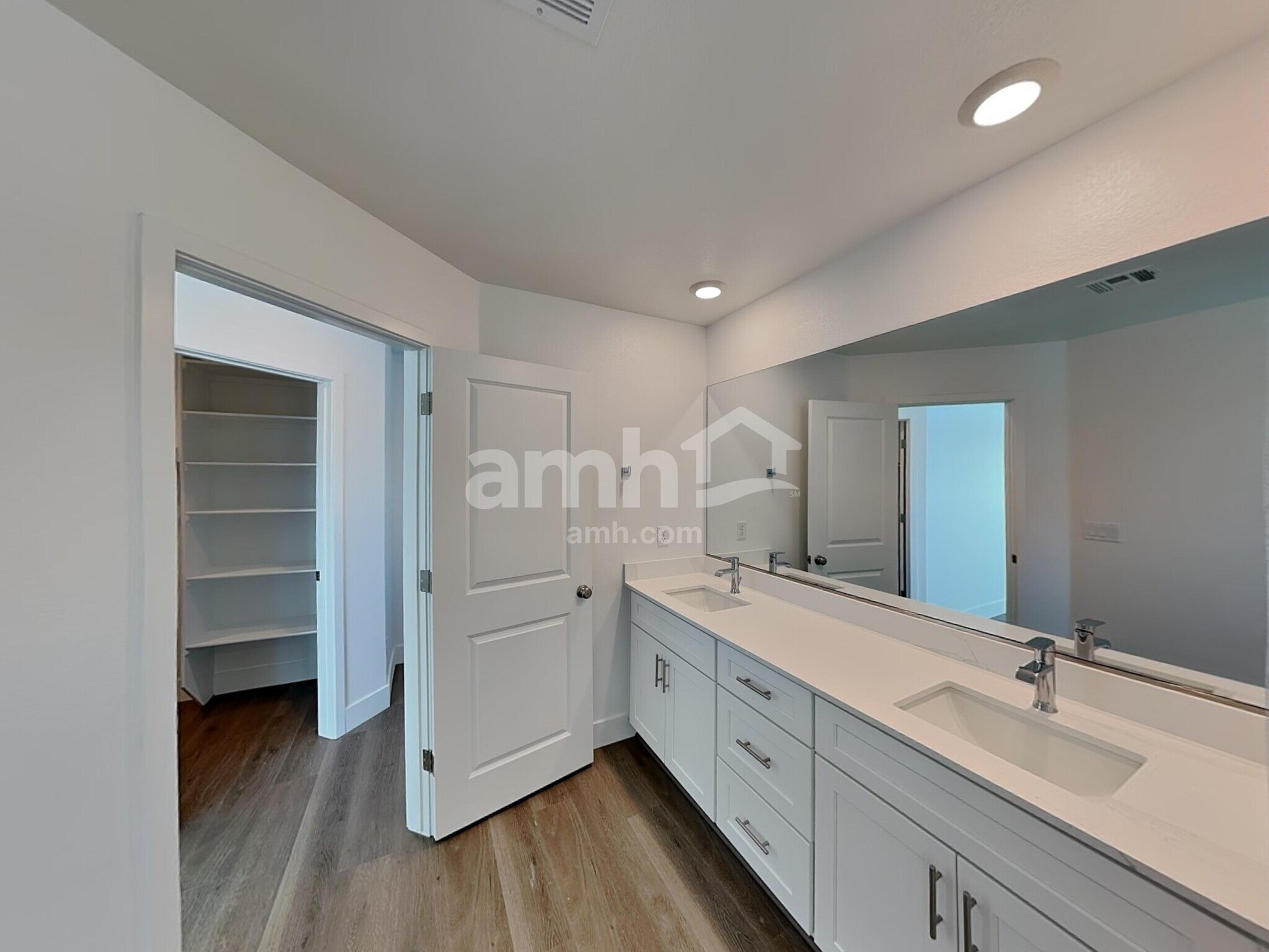 Building Photo - 8182 Winterfell Peak Ave