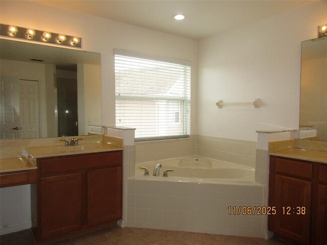 Building Photo - 4388 Fawn Lily Way