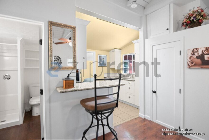 Building Photo - 20830 Panorama Dr