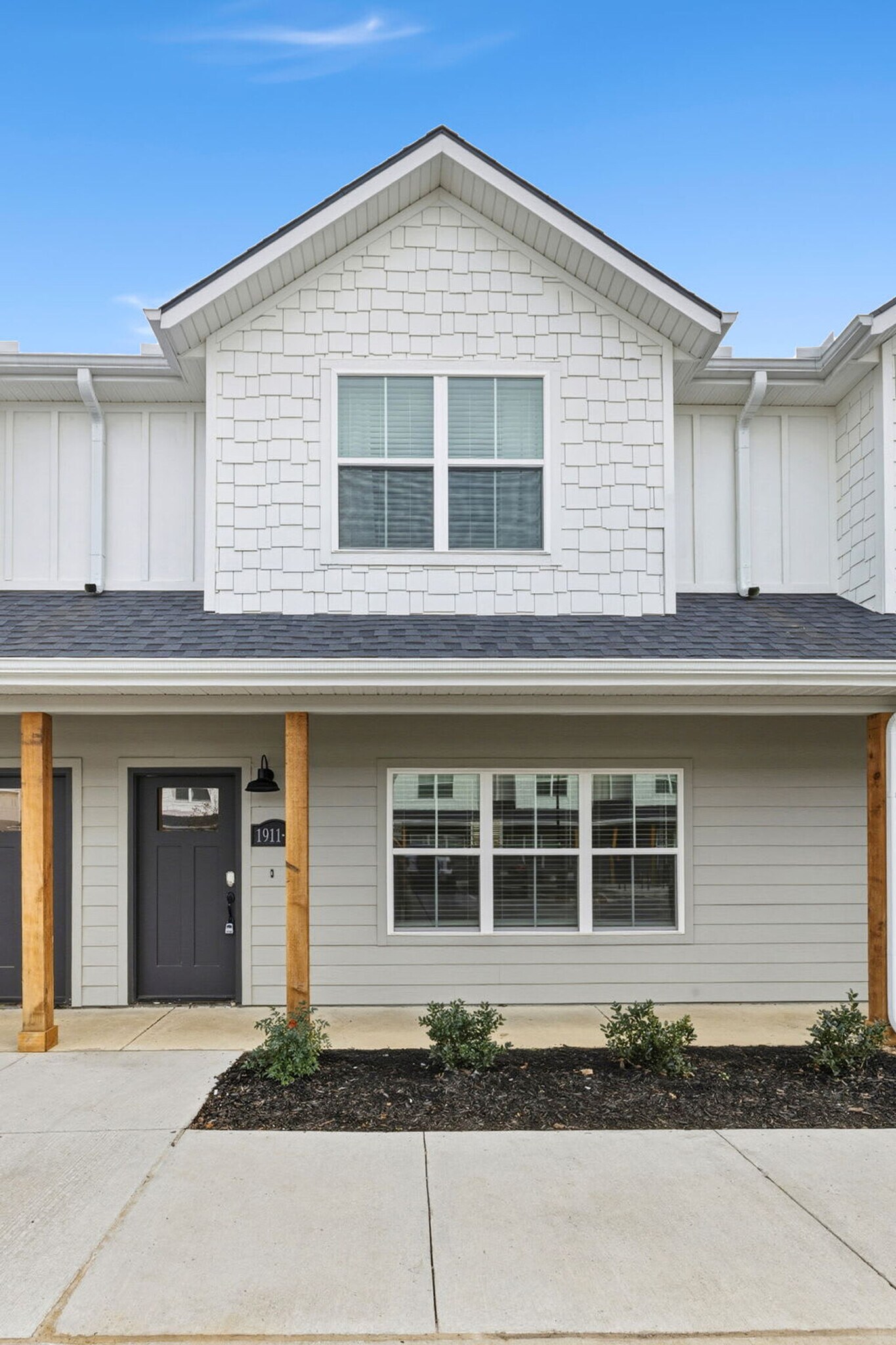 Building Photo - 1935 S Garland Ave