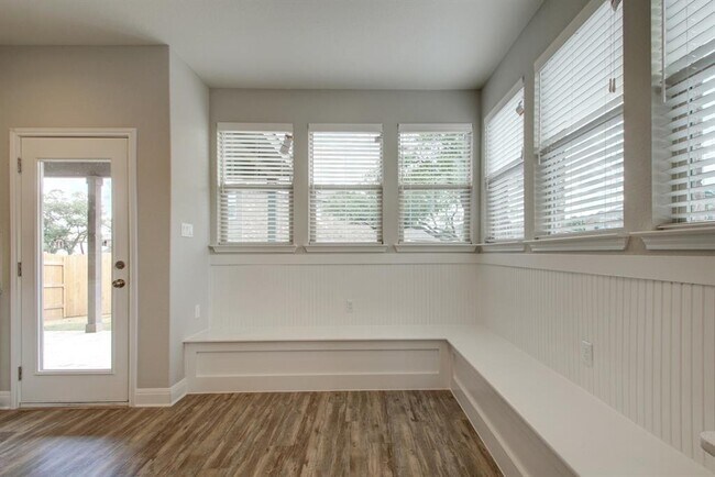 Building Photo - 1051 Kenney Fort Crossing