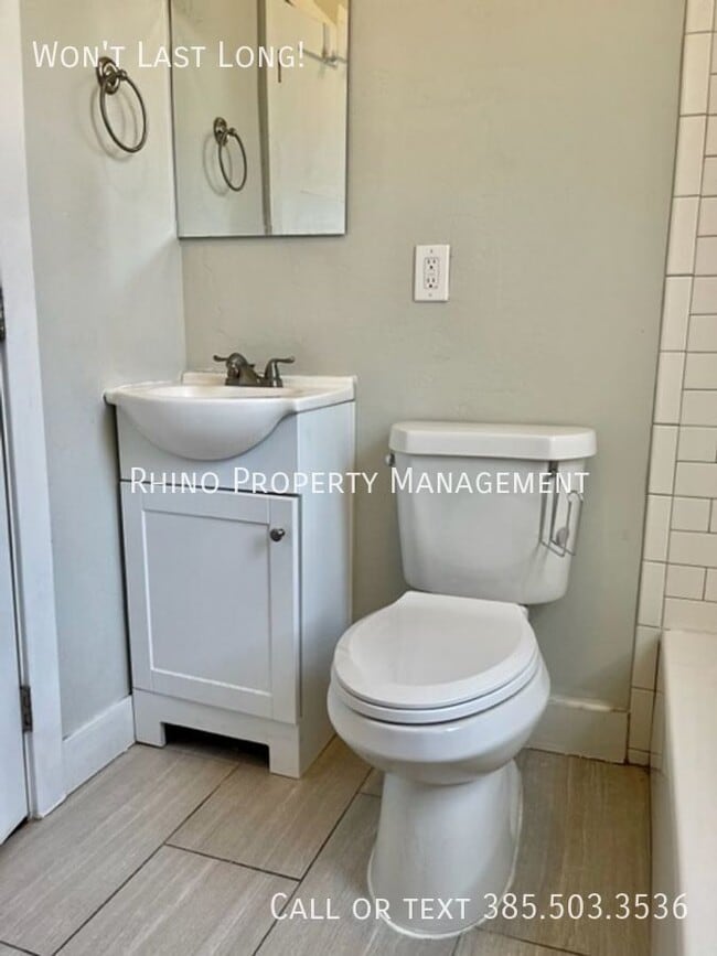 Building Photo - 576 N 400 W