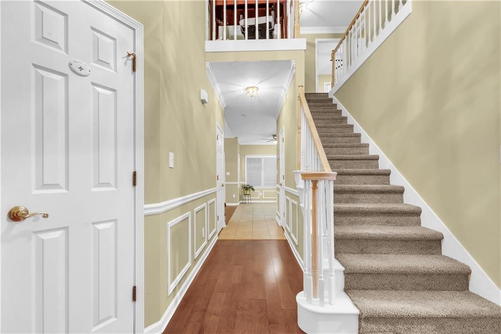 Building Photo - 255 Thornbush Ln