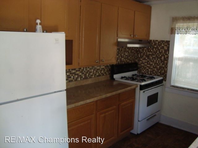 Building Photo - 2 br, 1 bath House - 954 54th Street