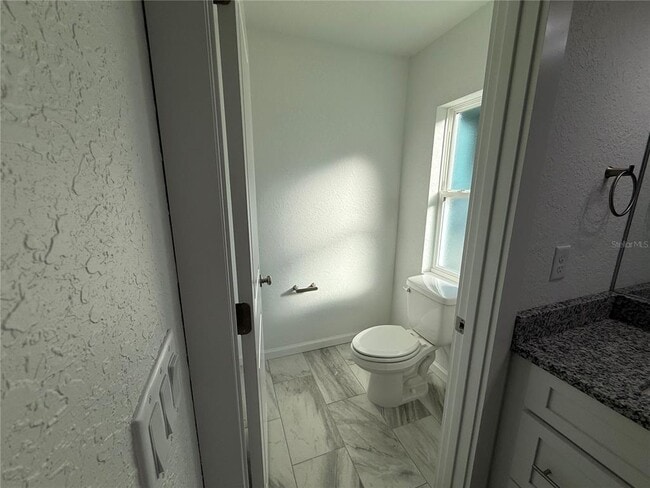 Building Photo - 919 Spruce St