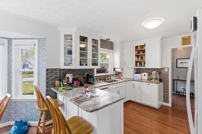 Building Photo - 601 Winged Foot Ct