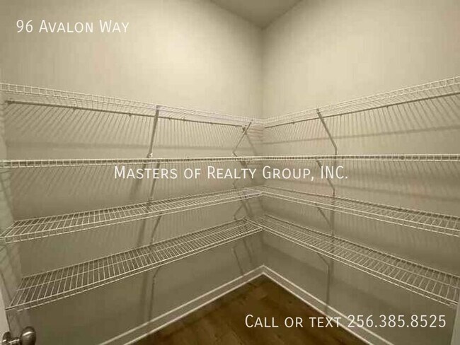 Building Photo - 96 Avalon Wy