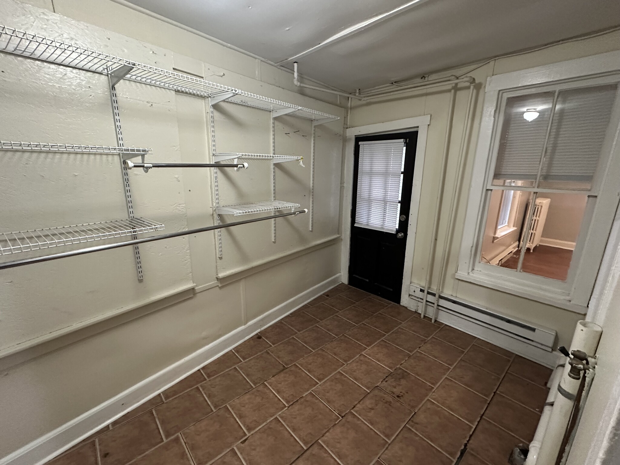 Laundry 2 - 143 N Potomac St