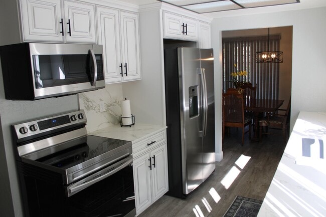 Building Photo - Beautiful 3 Bed, 2 Bath Single Story in Great Livermore Location