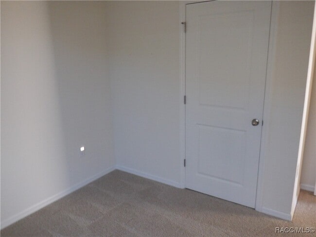 Building Photo - 449 W Salinger Ln