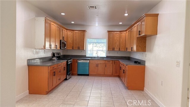 Building Photo - 13537 Monte Vista Ave