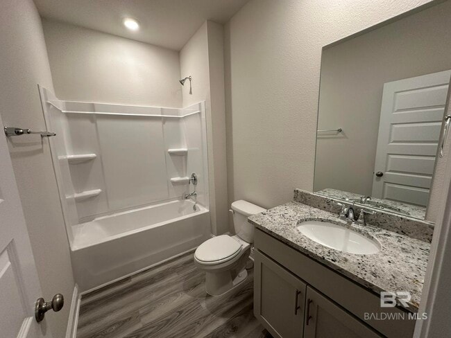 Building Photo - 146 Millet Ave