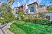 Building Photo - Spacious Townhome in Palo Alto