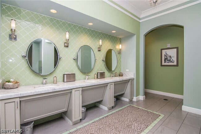 Building Photo - 7286 Saona CT