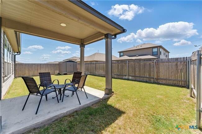 Building Photo - 211 Summit Dr