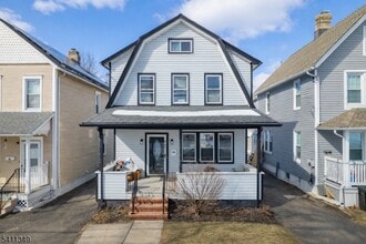 Building Photo - 2106 Whittier St