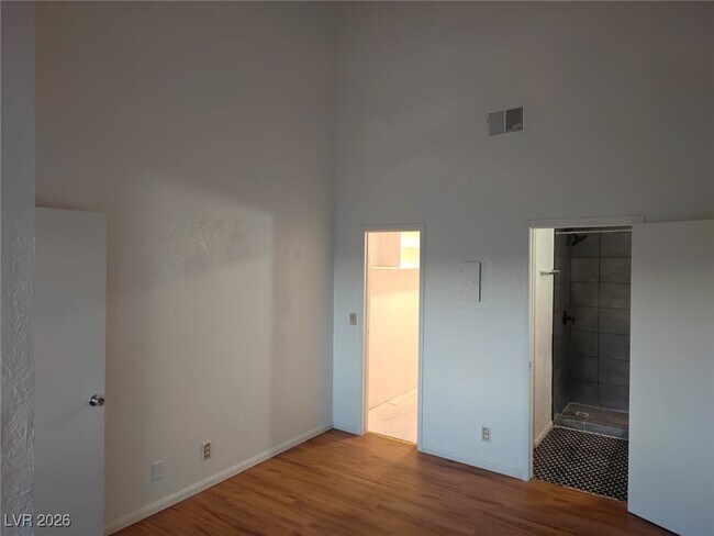 Building Photo - 3602 Gaylord Dr