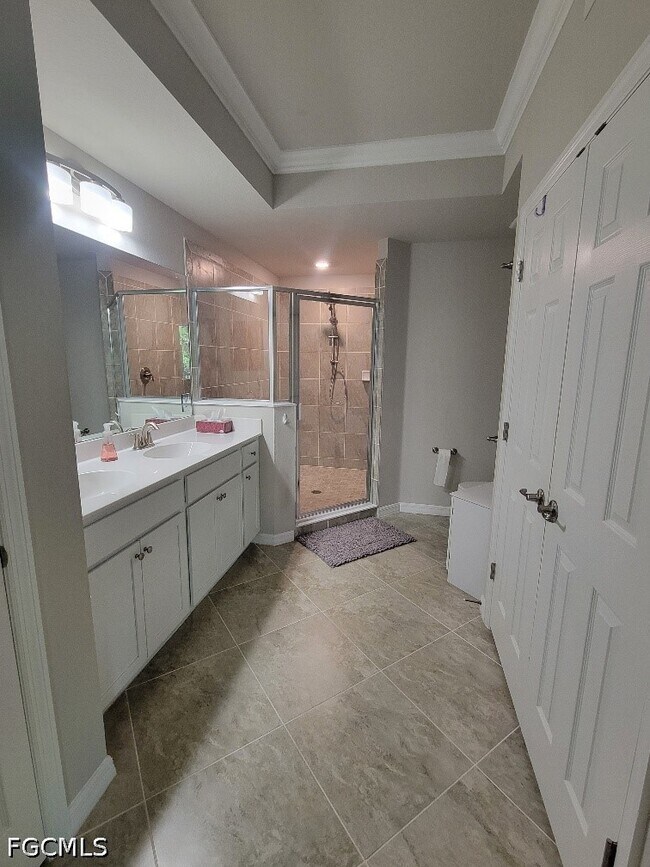 Building Photo - 10700 Palazzo Wy