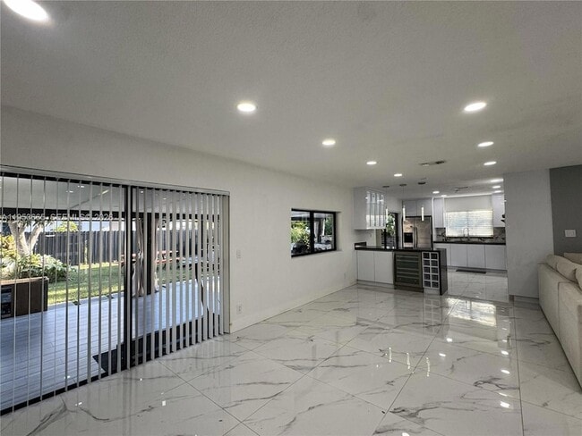 Building Photo - 10394 Fairway Heights Blvd