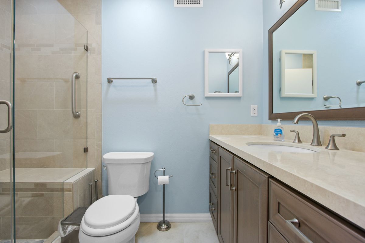 Building Photo - 9451 Harcourt Cir