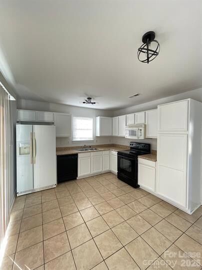 Building Photo - 610 Piper Ct