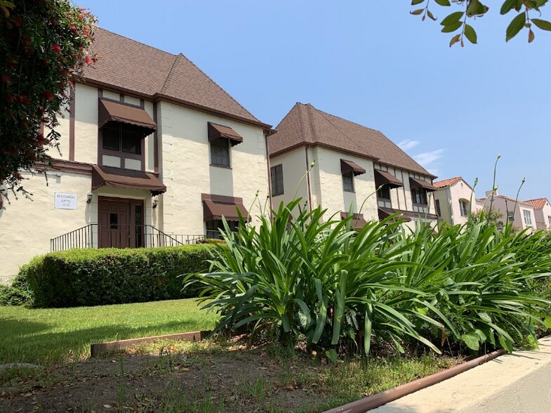 Primary Photo - 1612-1616 Huntington Dr