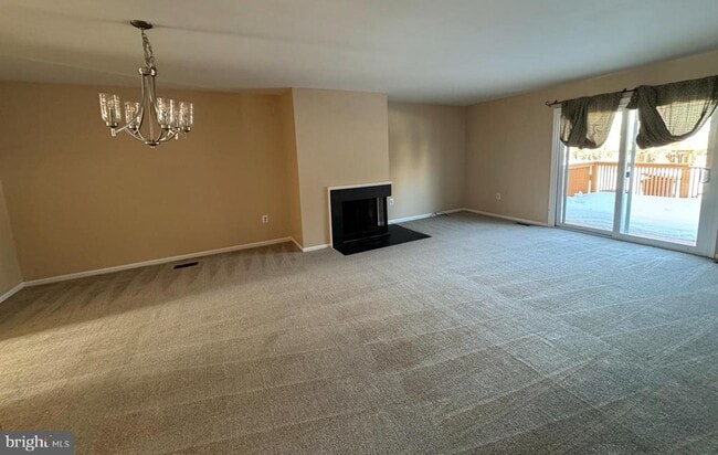 Building Photo - 802 Seminole Gardens