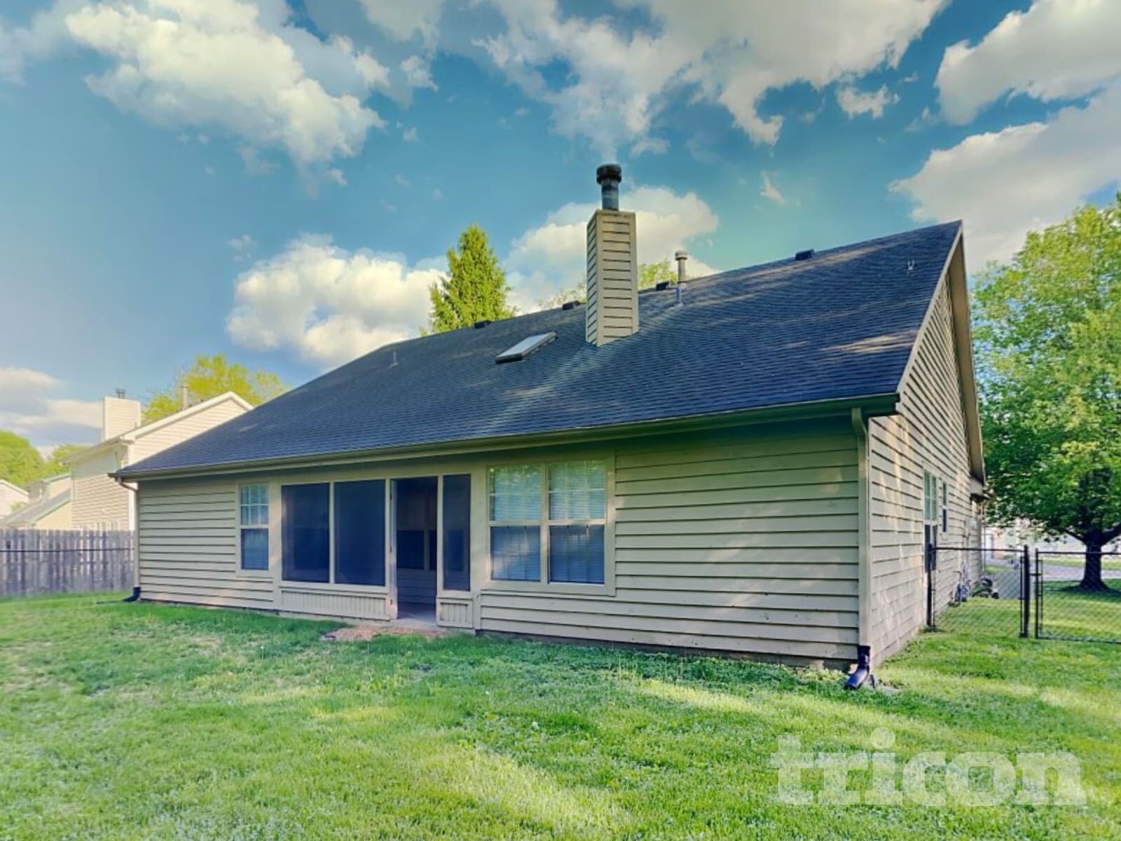 Building Photo - 3020 Sunmeadow Ct