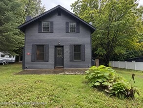 Building Photo - 28 Sutton Hollow Rd