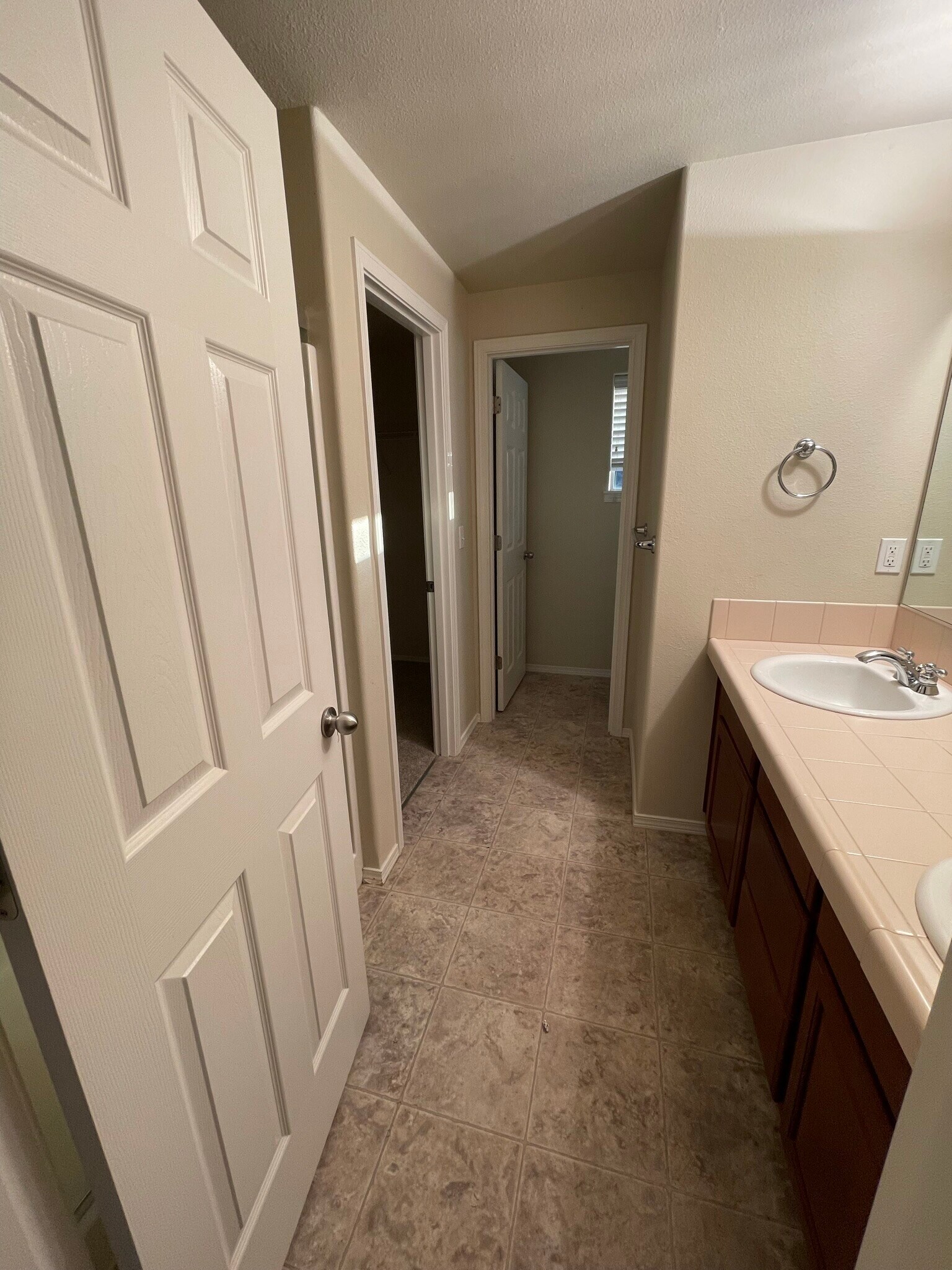 Building Photo - 1751 SE Water Lily St