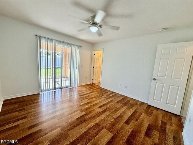 Building Photo - 109 NE 16th Pl