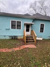 Building Photo - 1821 Mercer Ave