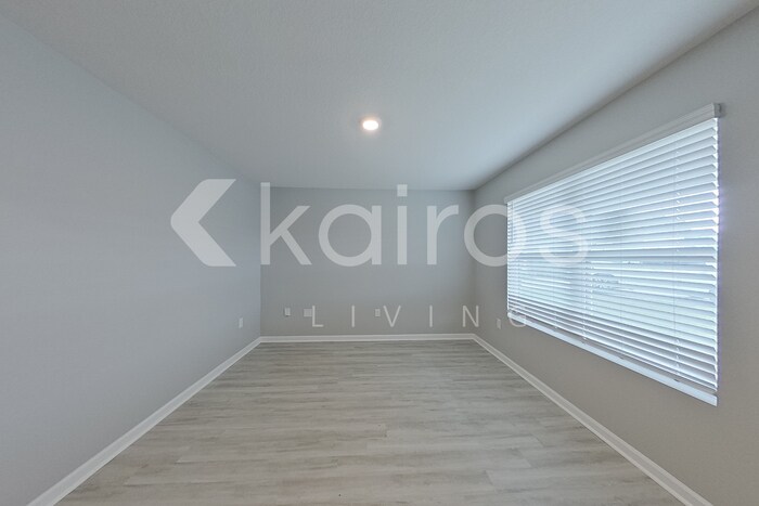 Building Photo - 4820 Malay Cir