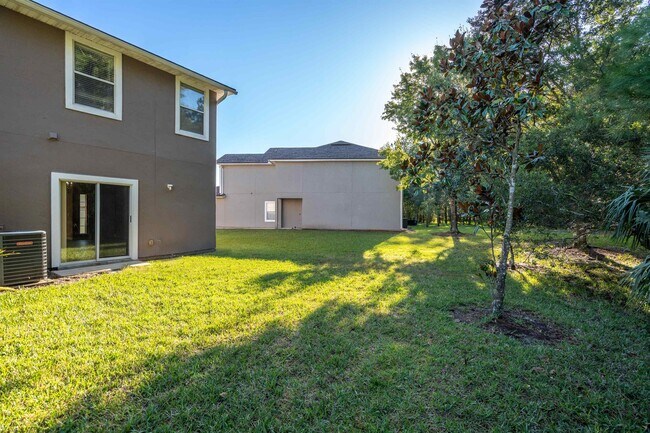 Building Photo - 310 Scrub Jay Dr