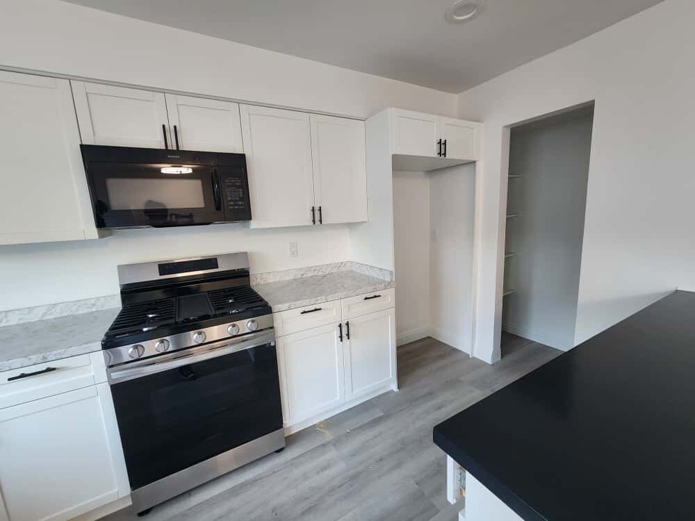 Building Photo - 2746 Via Tulipan