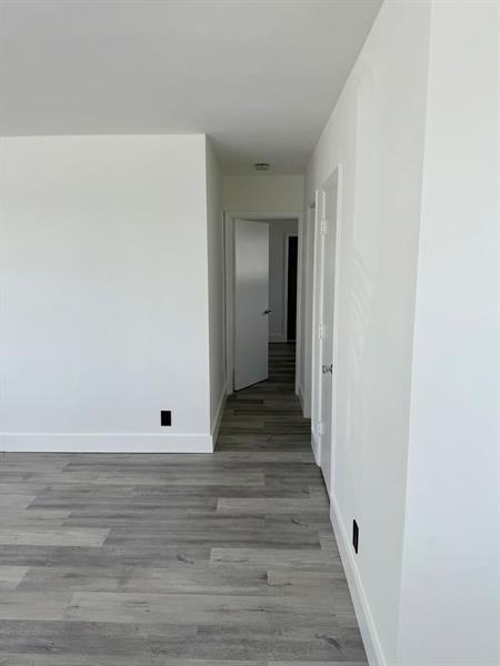 Building Photo - 2837 NE 30th St